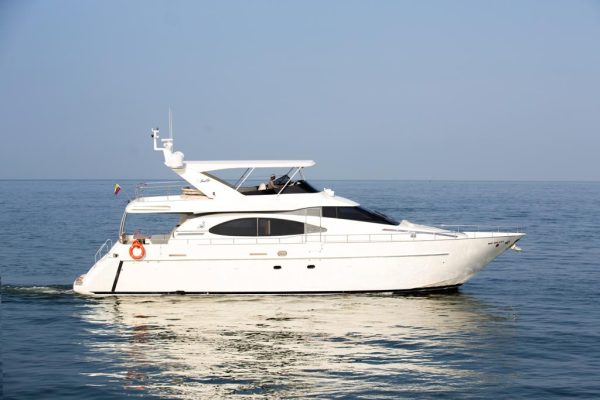 Azimut 70 pies - Imagen 4